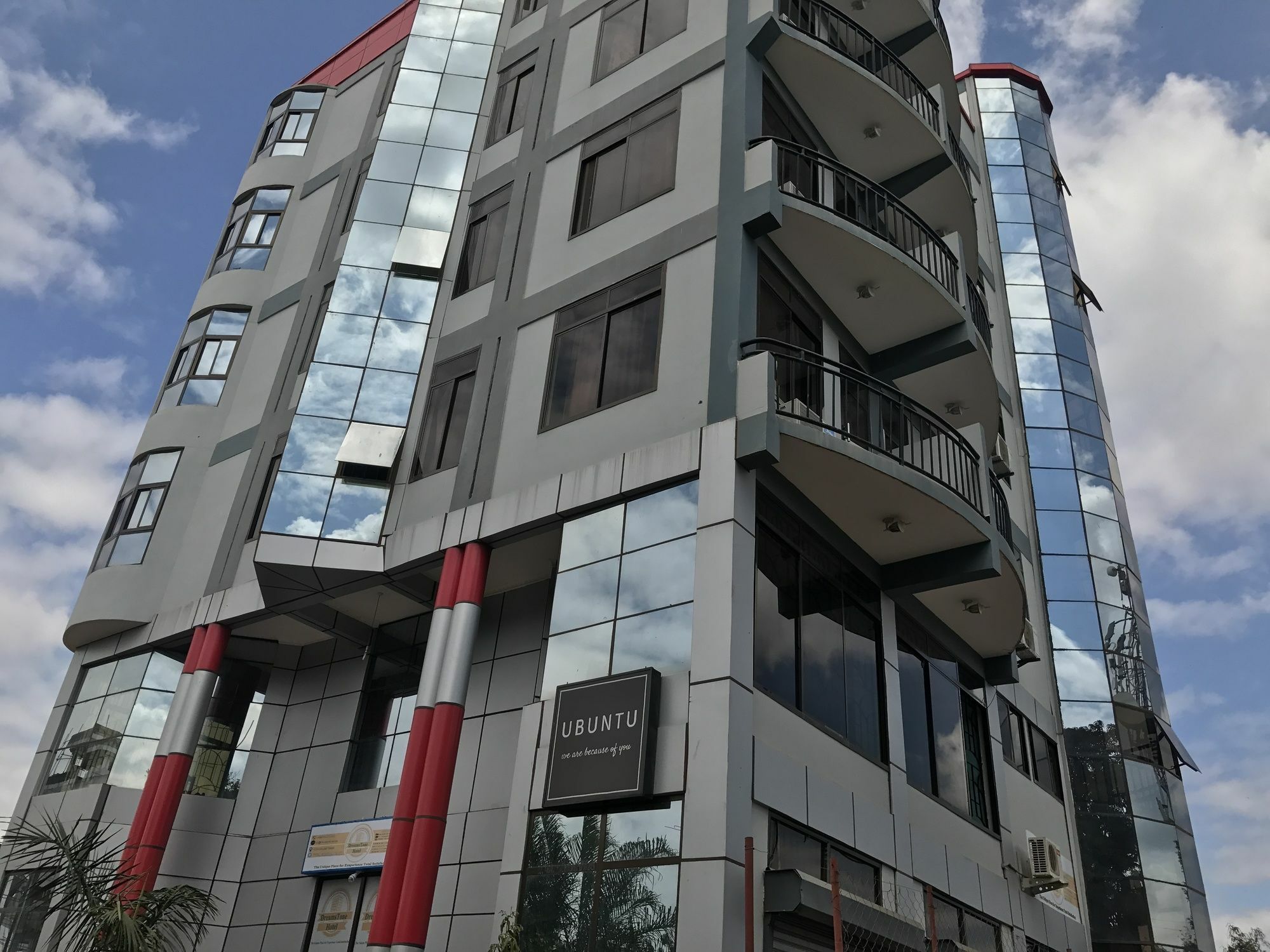 Dreamstone Hotel Moshi Exterior foto